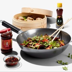 Bespoke Sizzle Proper Stir-Fry Setup w/Joyce Chen and Traditional Bamboo Steamer